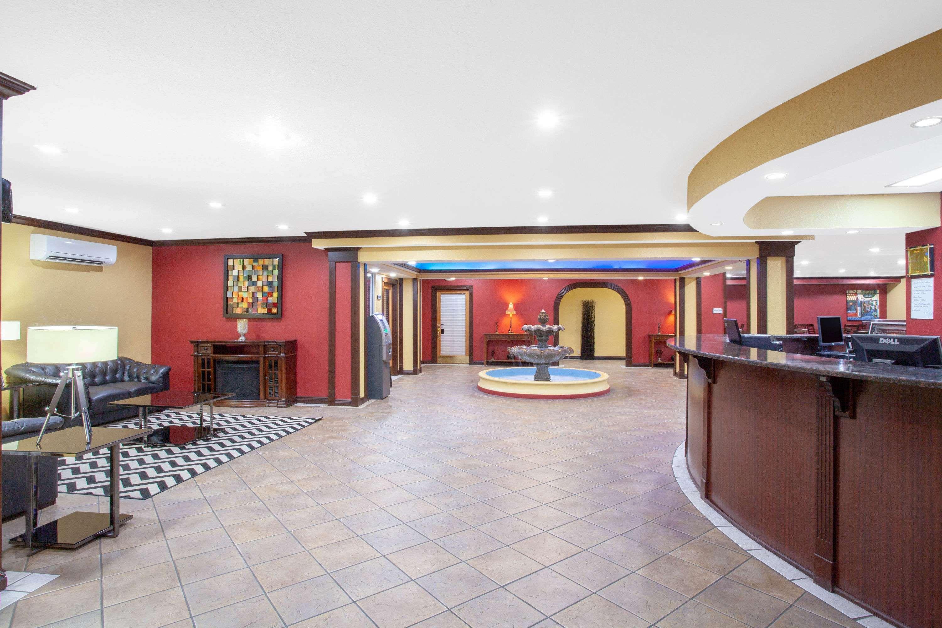Ramada By Wyndham Davenport Orlando South Hotel Eksteriør billede