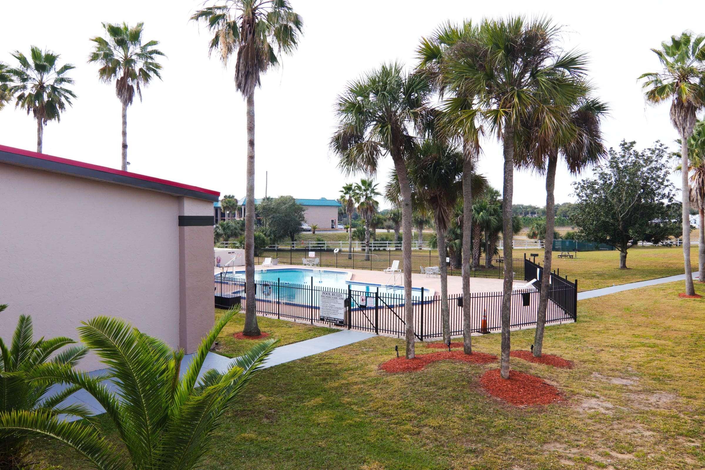 Ramada By Wyndham Davenport Orlando South Hotel Eksteriør billede