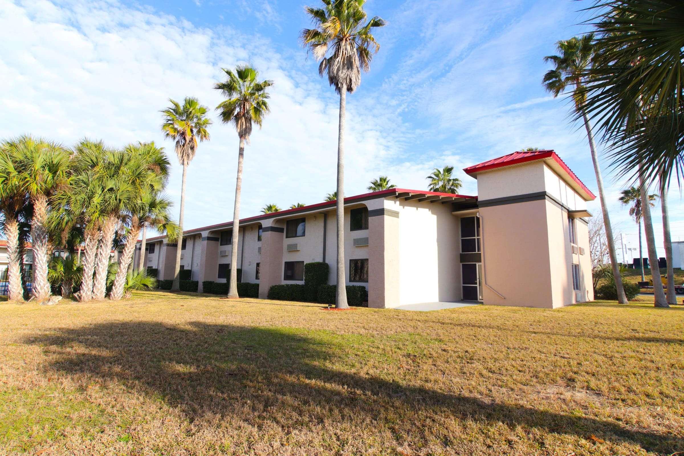 Ramada By Wyndham Davenport Orlando South Hotel Eksteriør billede
